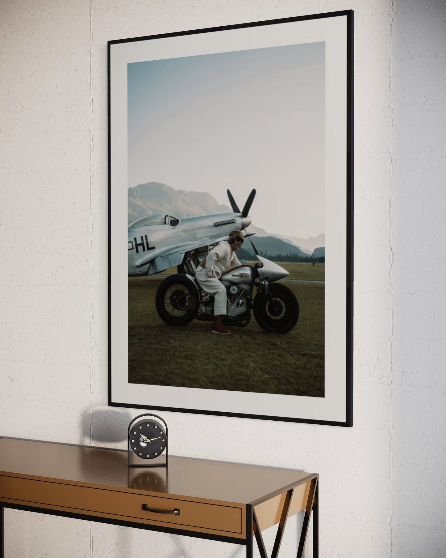 Harley Davidson Silver Shadow in St. Moritz