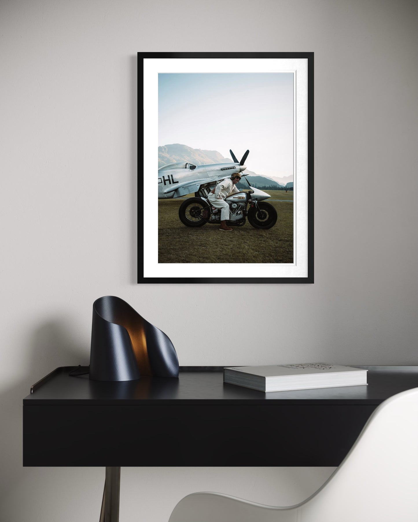 Harley-Davidson Silver Shadow in St. Moritz